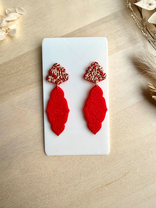 Kolczyki ornament roślinny - czerwone ze złotem