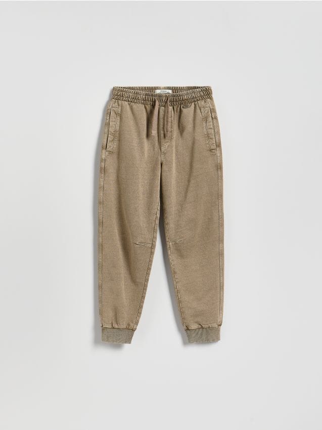 Reserved - Joggery z efektem sprania - brązowy