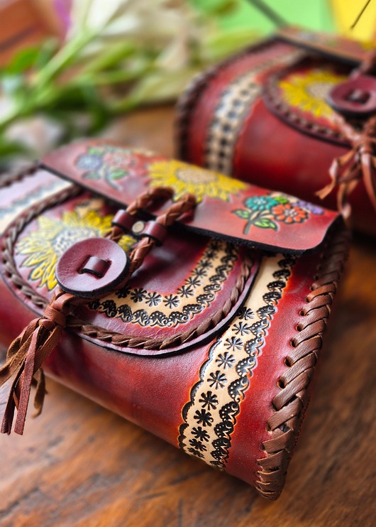 Torebka skórzana Ivanna ręcznie robiona kwiaty