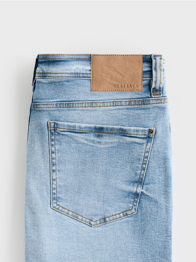 Reserved - Jeansy carrot slim z przetarciami - niebieski