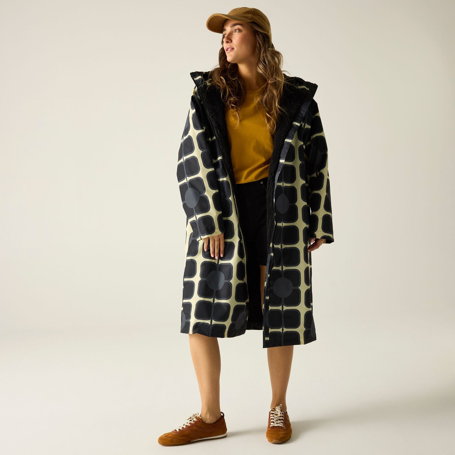 Regatta Orla Kiely Płaszcz do przebierania damski wodoodporny Changing Robe Beżowy