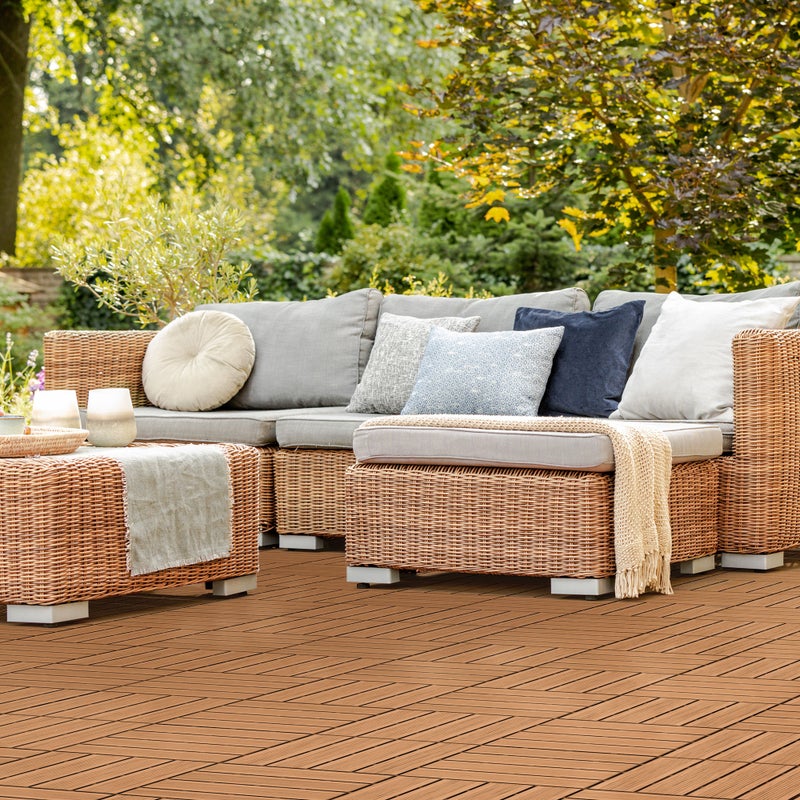 ECD Germany Zestaw 55 Paneli Tarasowych WPC 30x30 cm na 5m² Jasnobrazowe Imitacja Drewna Idealne na Balkon i do Ogrodu z Odplywem Wody i Systemem