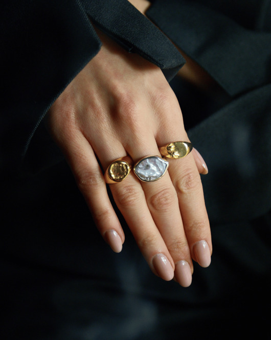 Pierścionek z perłą barokową r.15- Srebro 925