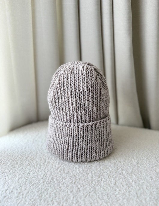 Beżowa czapka 100% merino