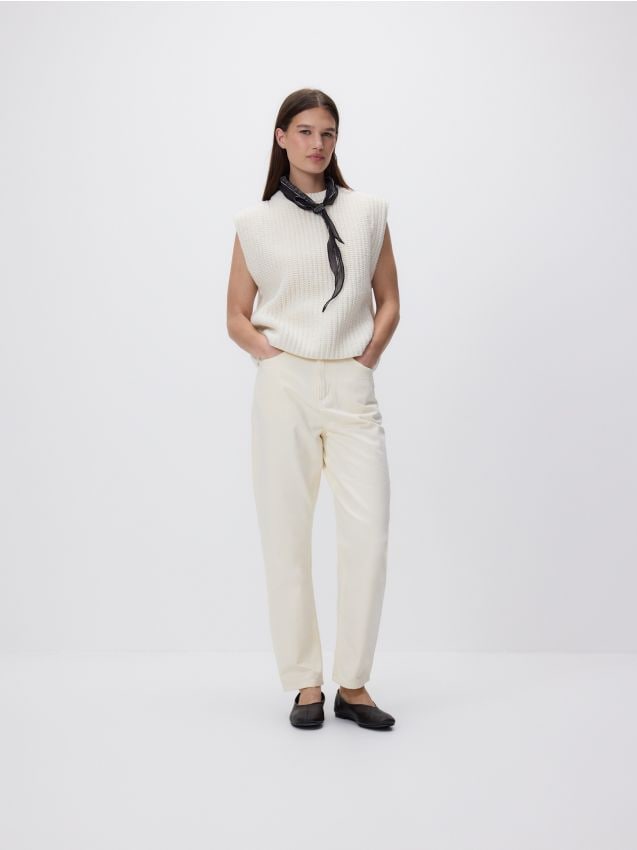 Reserved - Jeansy mom fit - kremowy