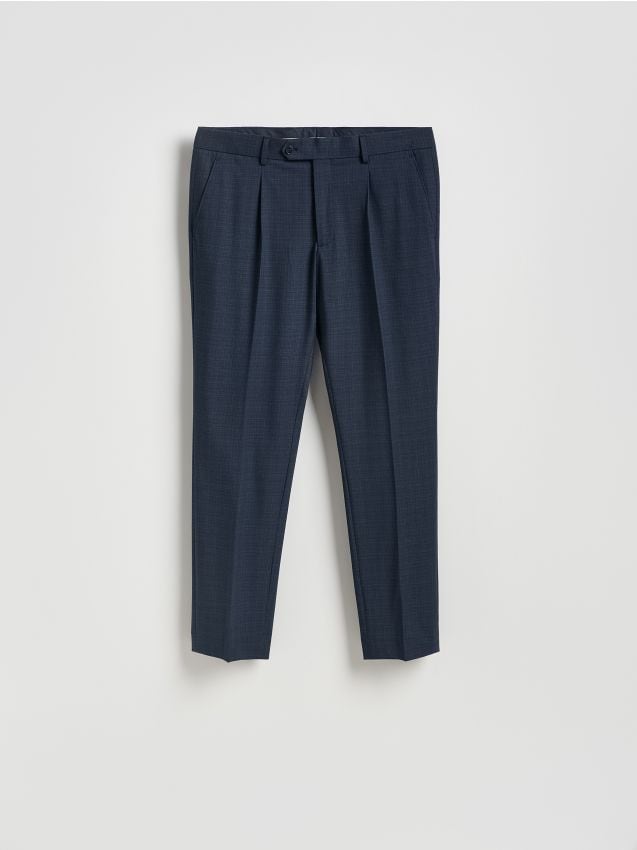 Reserved - Spodnie garniturowe slim fit - granatowy