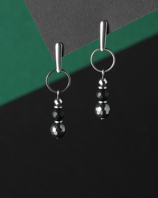 Stalowe kolczyki z onyksem i hematytem