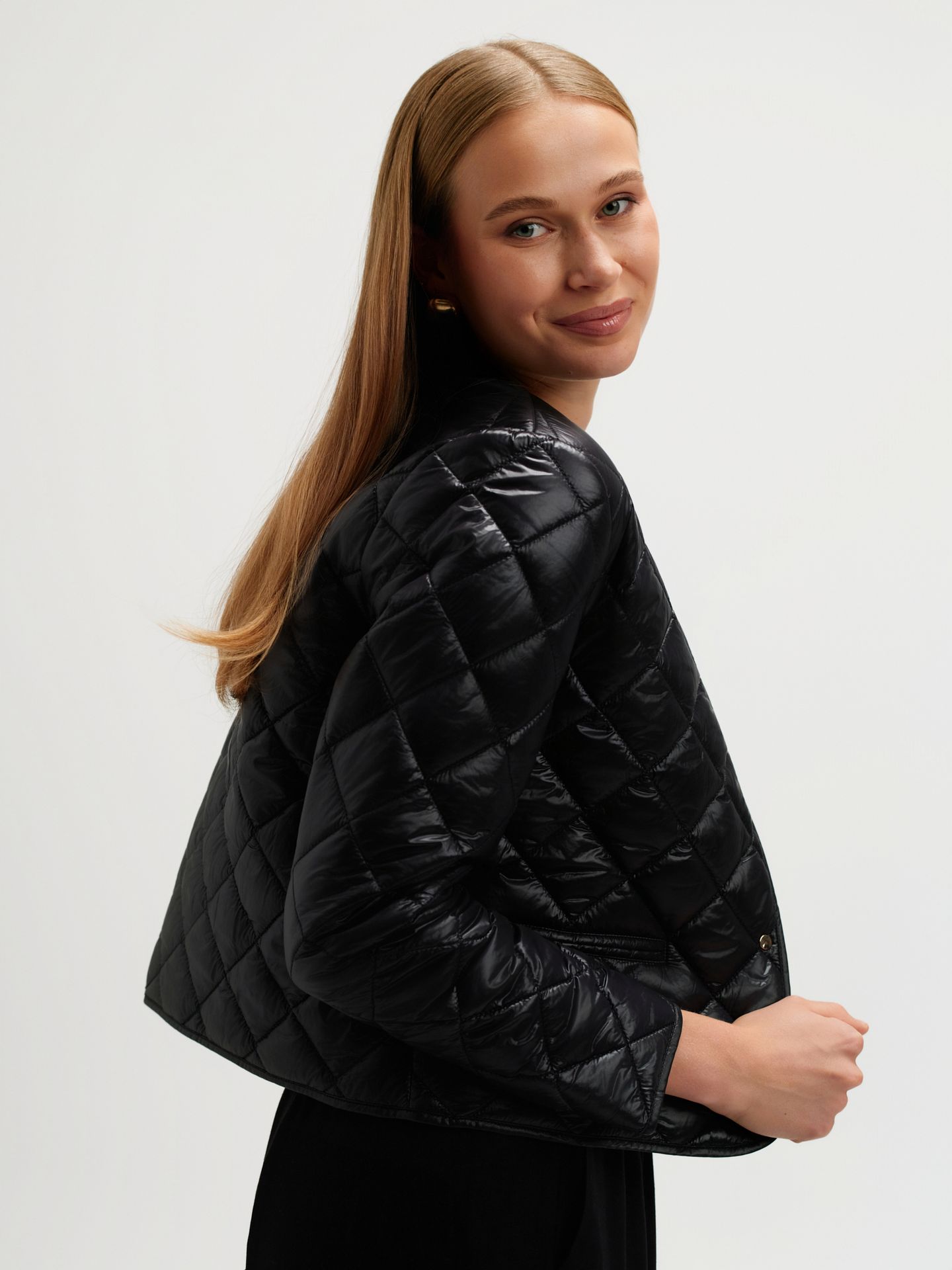 Pikowana kurtka czarna