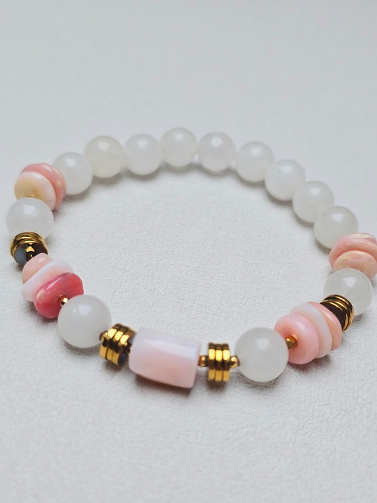 Bransoletka elastyczna z różowym opalem peruwiańskim