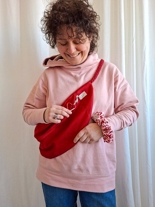 GIGA nerka Bohomazy LOVE - pojemna nerka handmade