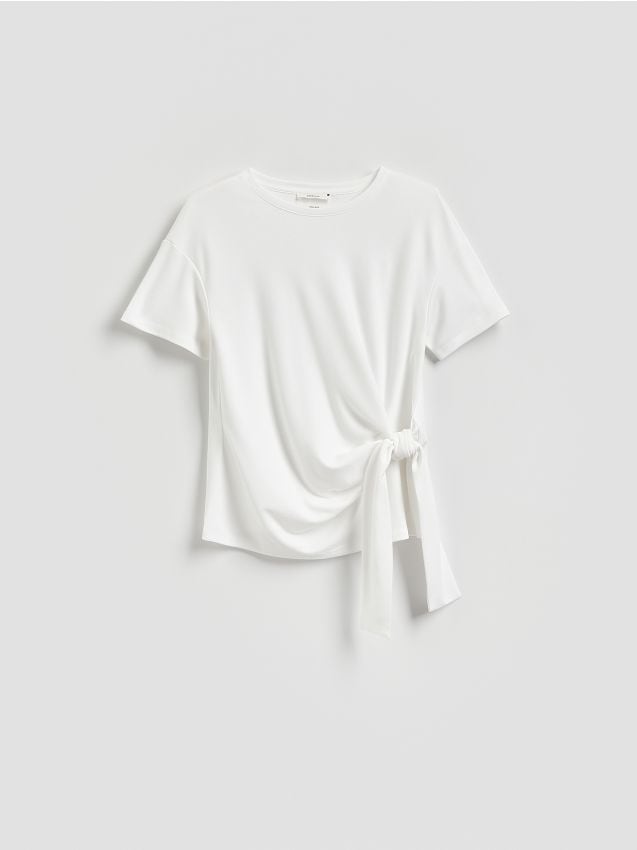 Reserved - T-shirt z ozdobnym wiązaniem - złamana biel