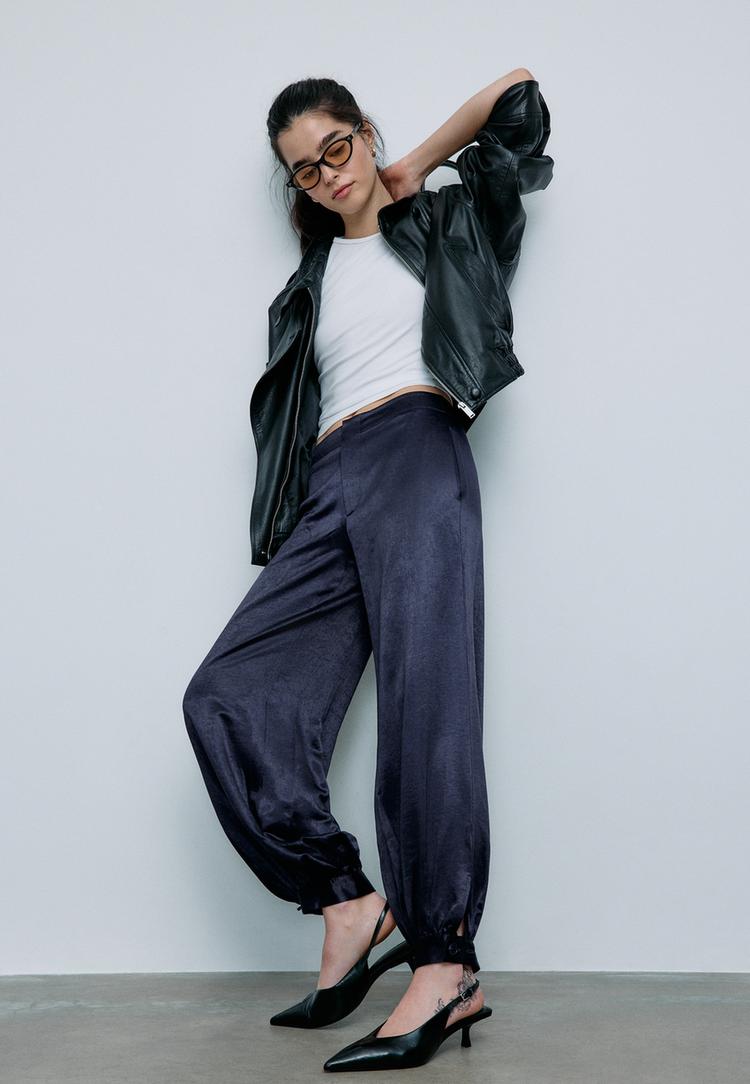 Stradivarius Satynowe eleganckie spodnie balloon Ciemnomorski 40