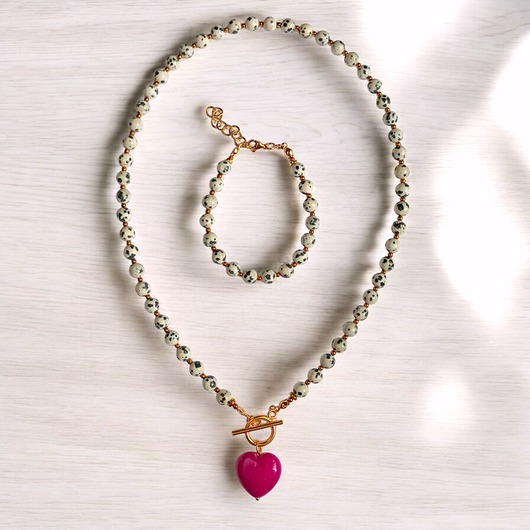 RAZEM TANIEJ : jaspis dalmatyński i serce : fuksja : komplet