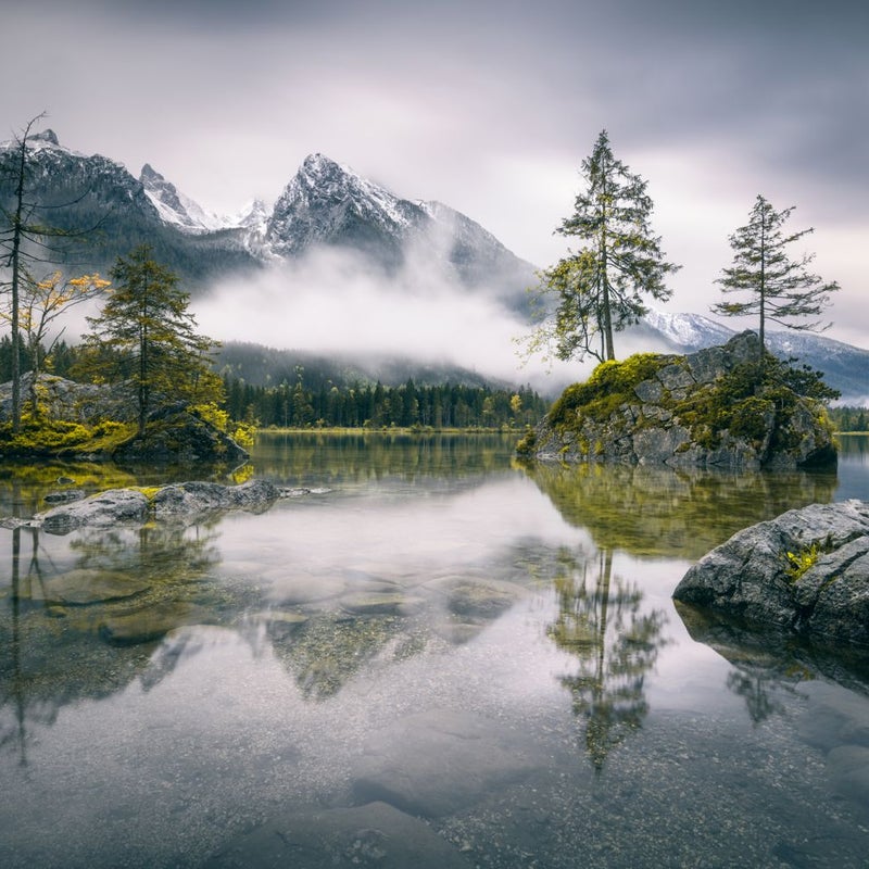 Fototapeta krajobraz górski szarym,zielonymIbiałym - 375 x 270 cm - SANDERS & SANDERS