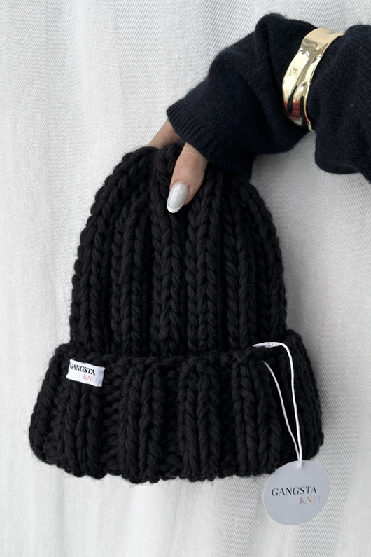 Gruba wełniana czapka czarna beanie 100% wełna handmade