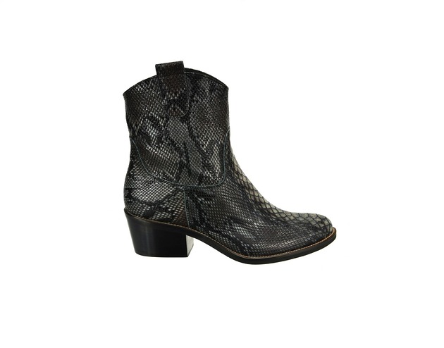 Botki skórzane - kowbojki o fakturze skóry pytona (7201)
