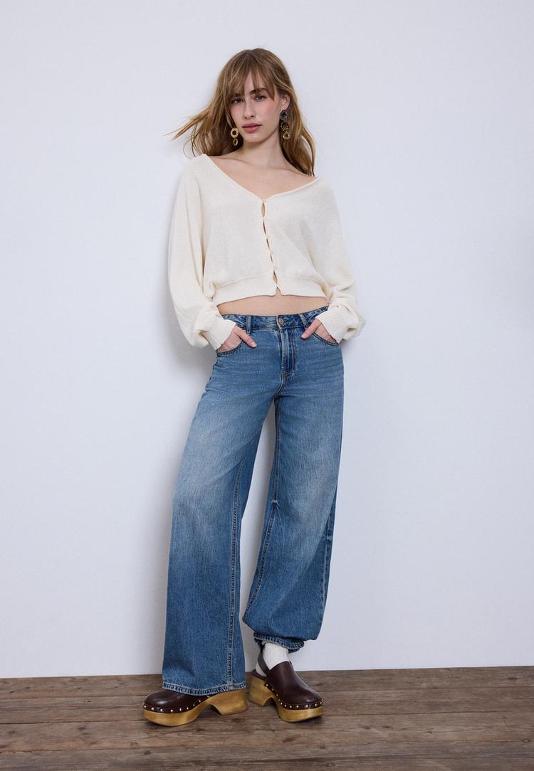 Stradivarius Dzianinowy żakiet z nietoperzowym rękawem Waniliowy M