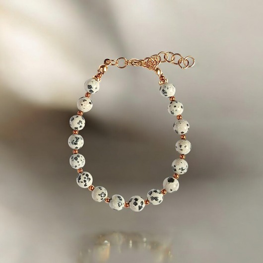 Jaspis dalmatyński i złoty hematyt : bransoletka regulowana