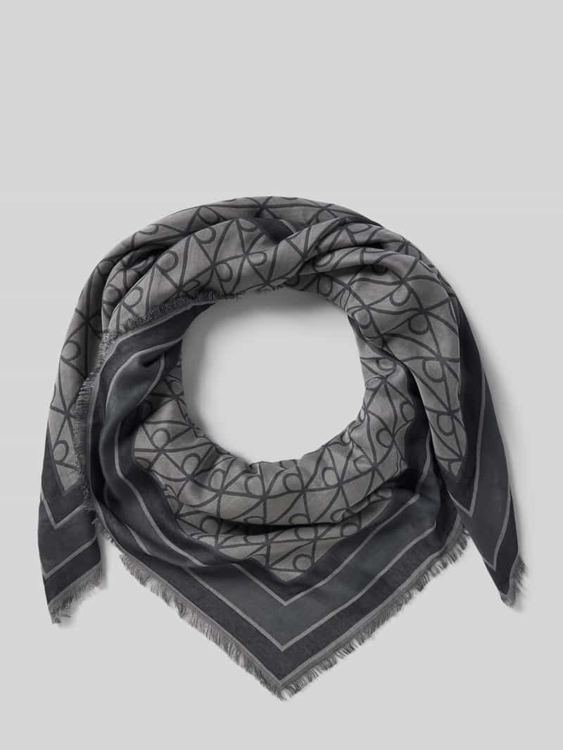 Chusta z modalu we wzór na całej powierzchni