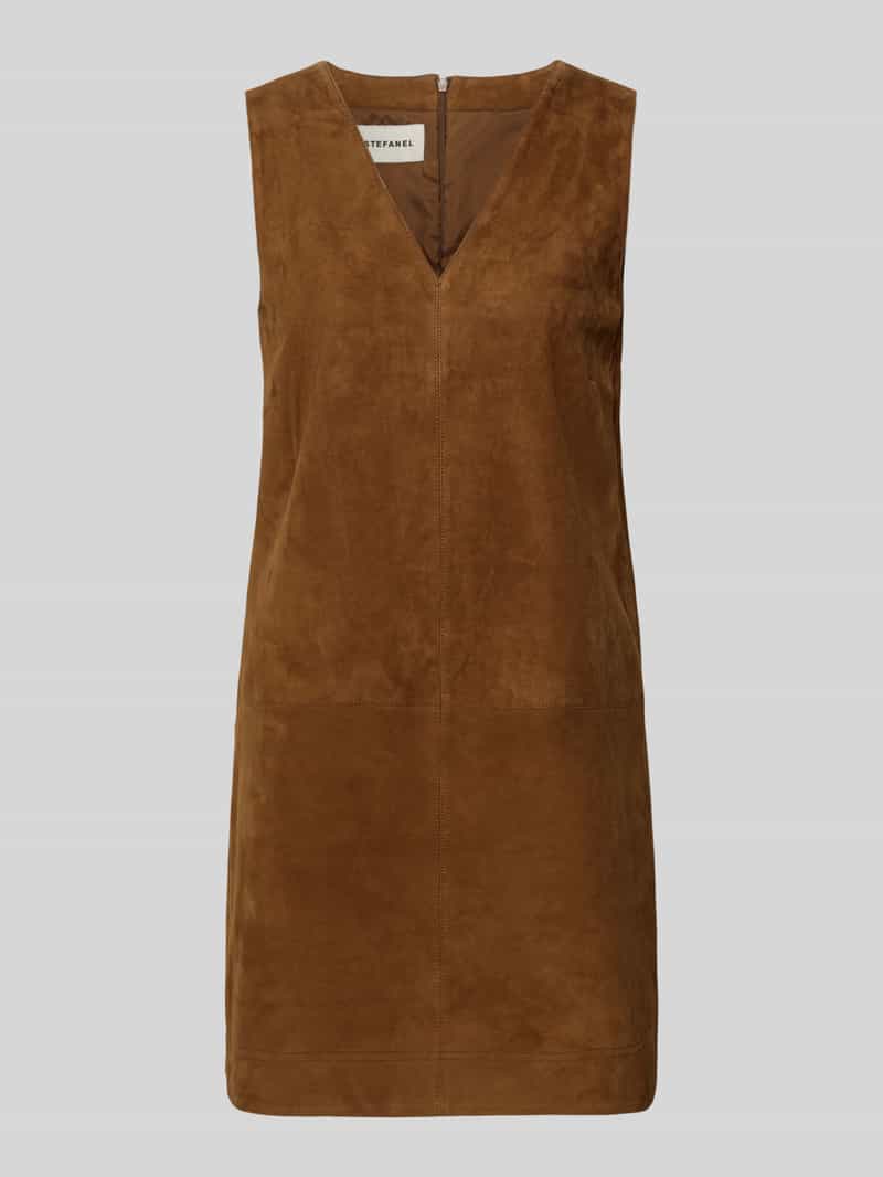 sukienka mini ze skóry z dekoltem w serek