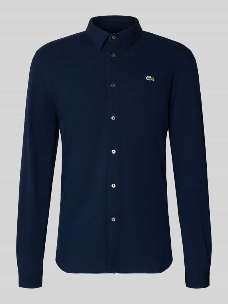 koszula casualowa o kroju slim fit z czystej bawełny