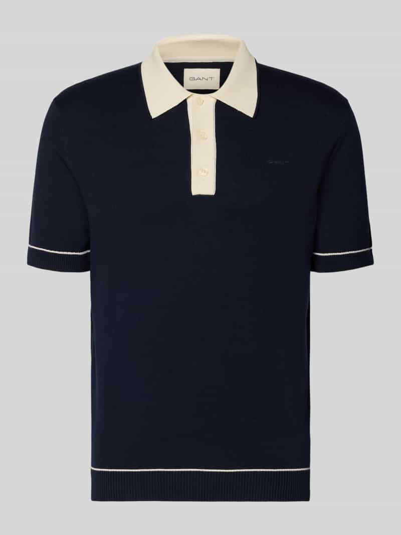 koszulka polo o kroju slim fit z wyhaftowanym logo