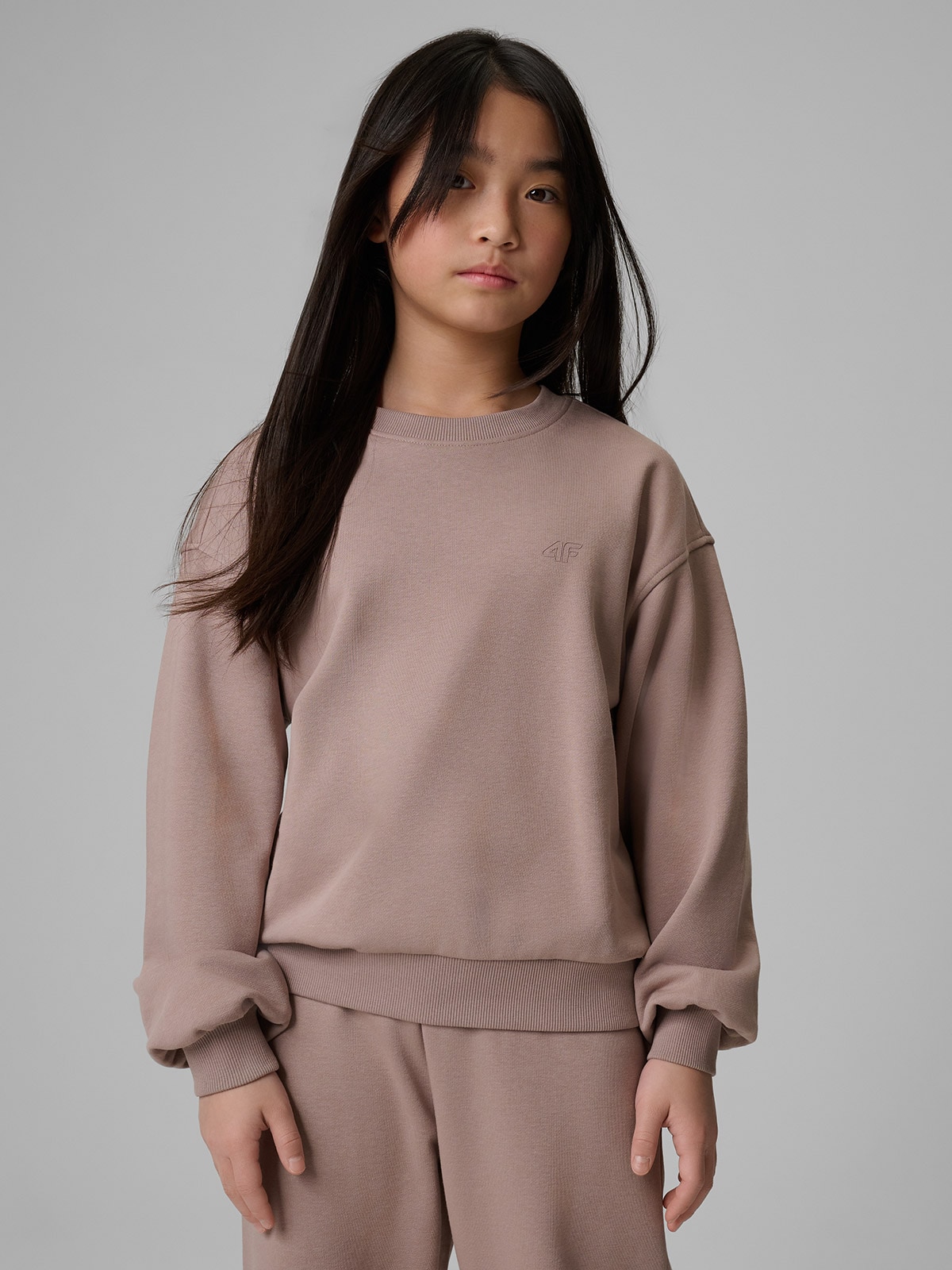 4F Bluza dresowa regular bez kaptura dziewczęca - beżowa 164 (13-14 lat)