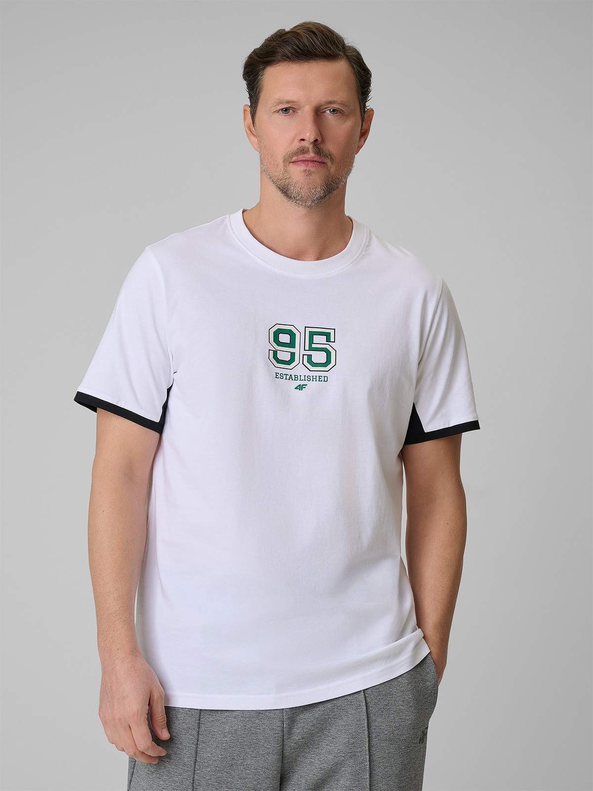 4F T-shirt regular z nadrukiem męski - biały XXL