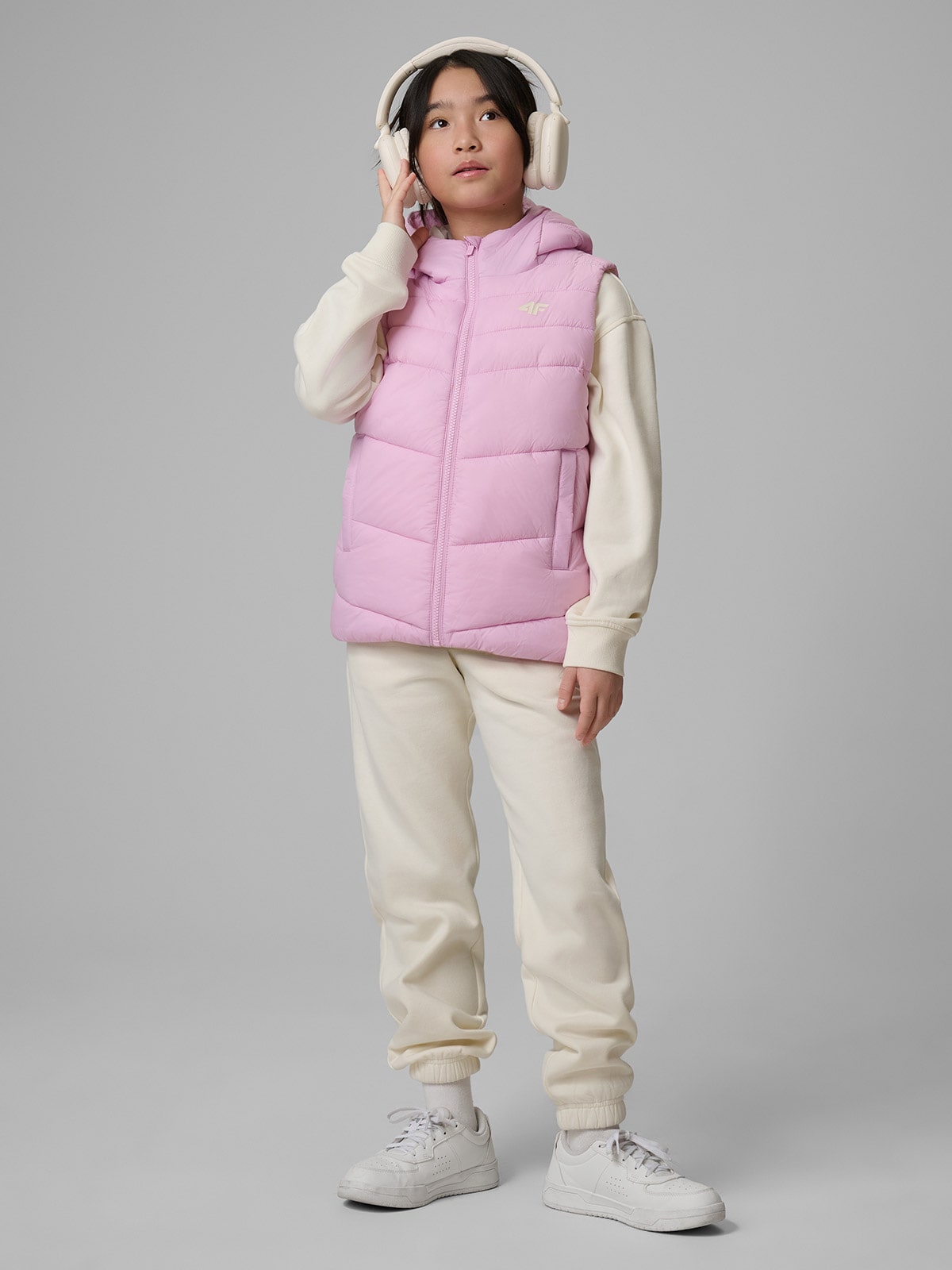 4F Bezrękawnik z wypełnieniem syntetycznym dziewczęcy - fioletowy 164 (13-14 lat)