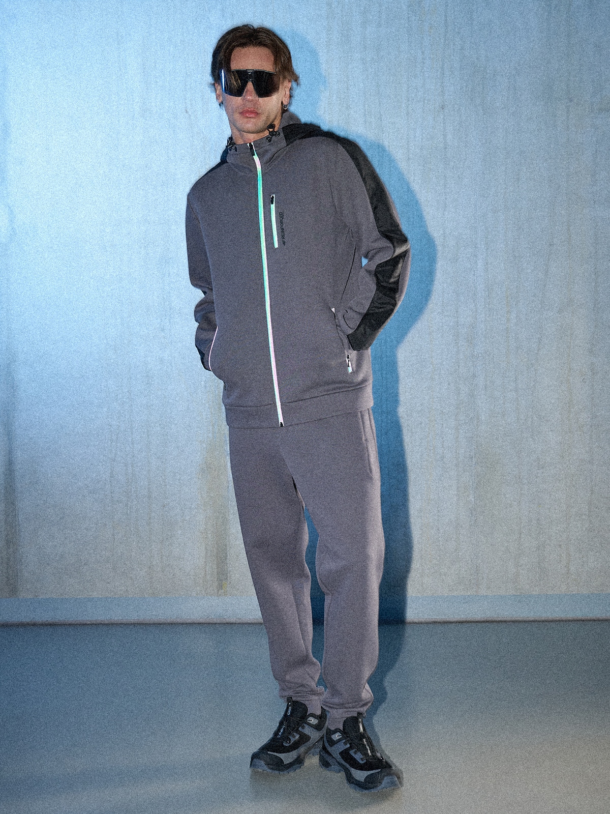 4F Spodnie dresowe joggery męskie - szare XXL