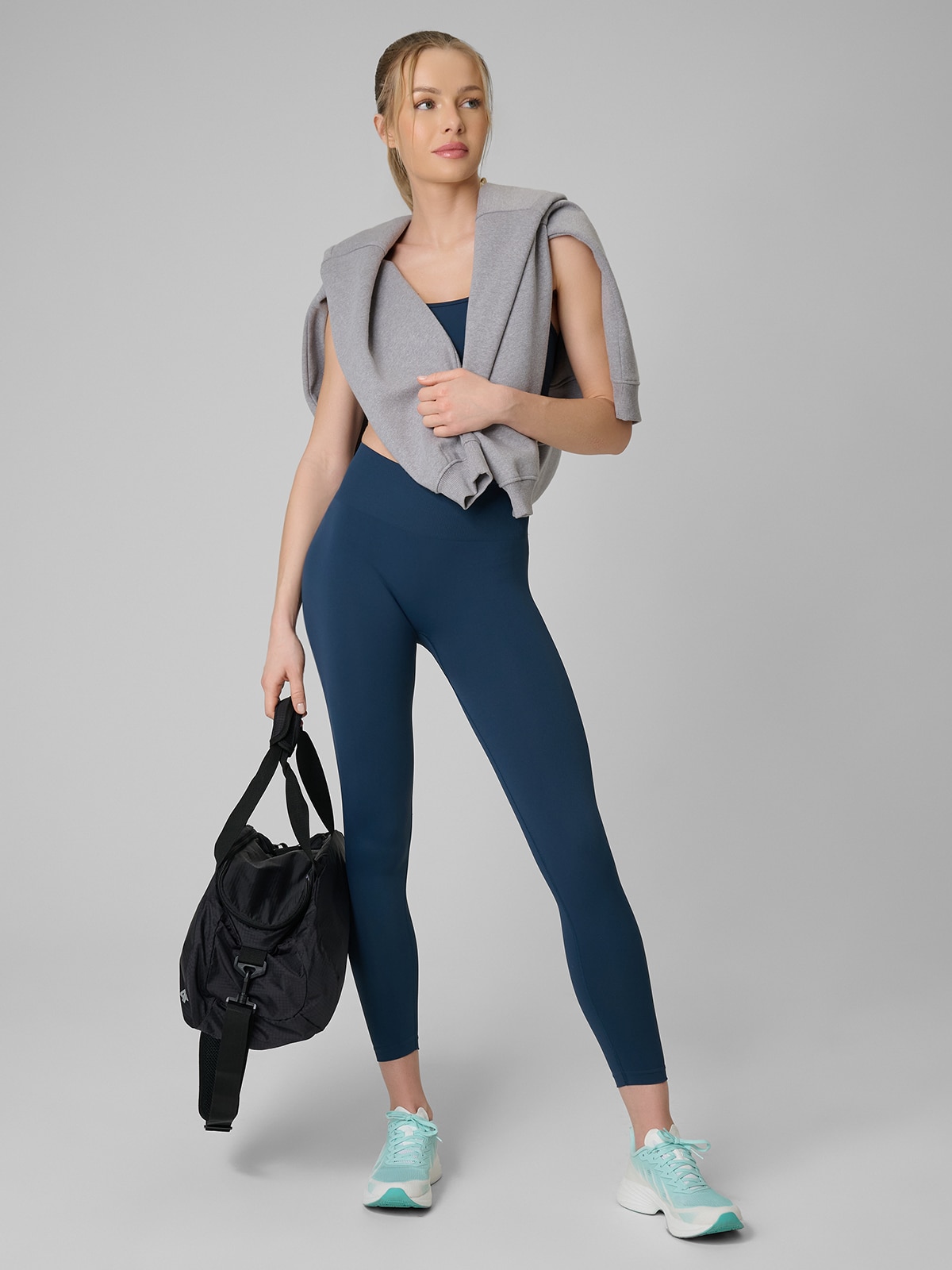 4F Legginsy treningowe bezszwowe damskie - granatowe XS/S