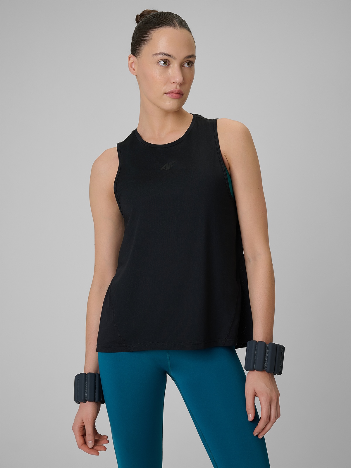 4F Top treningowy loose szybkoschnący damski - czarny XS