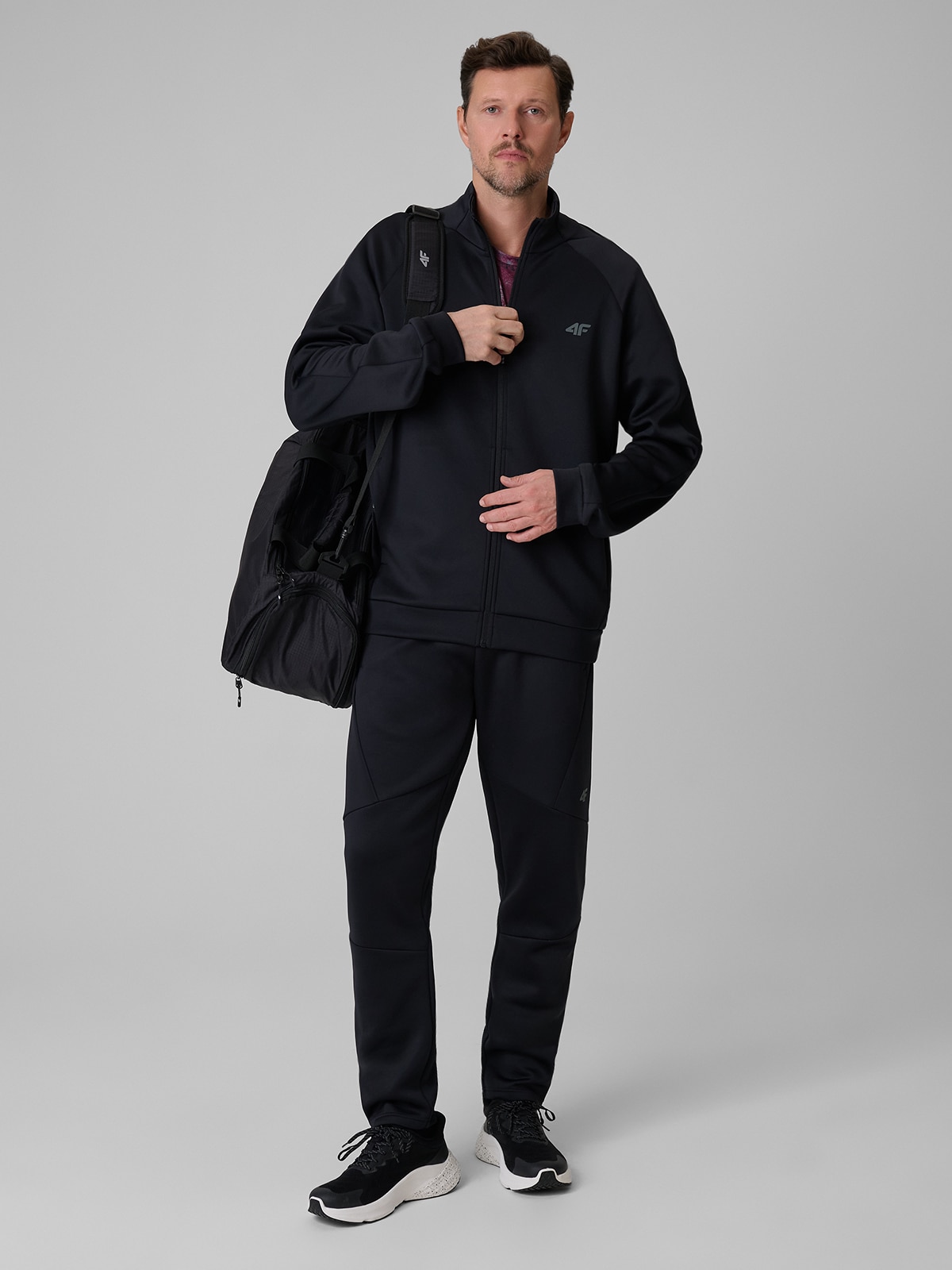 4F Spodnie treningowe szybkoschnące męskie - czarne XXL