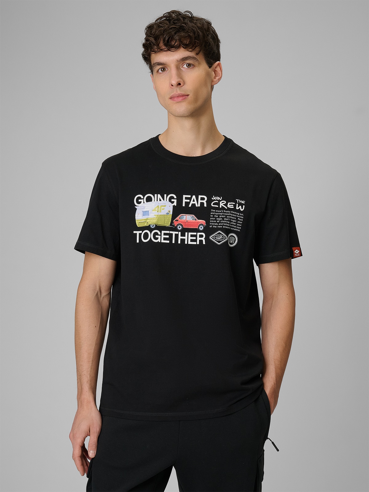 4F T-shirt regular z nadrukiem męski - czarny M