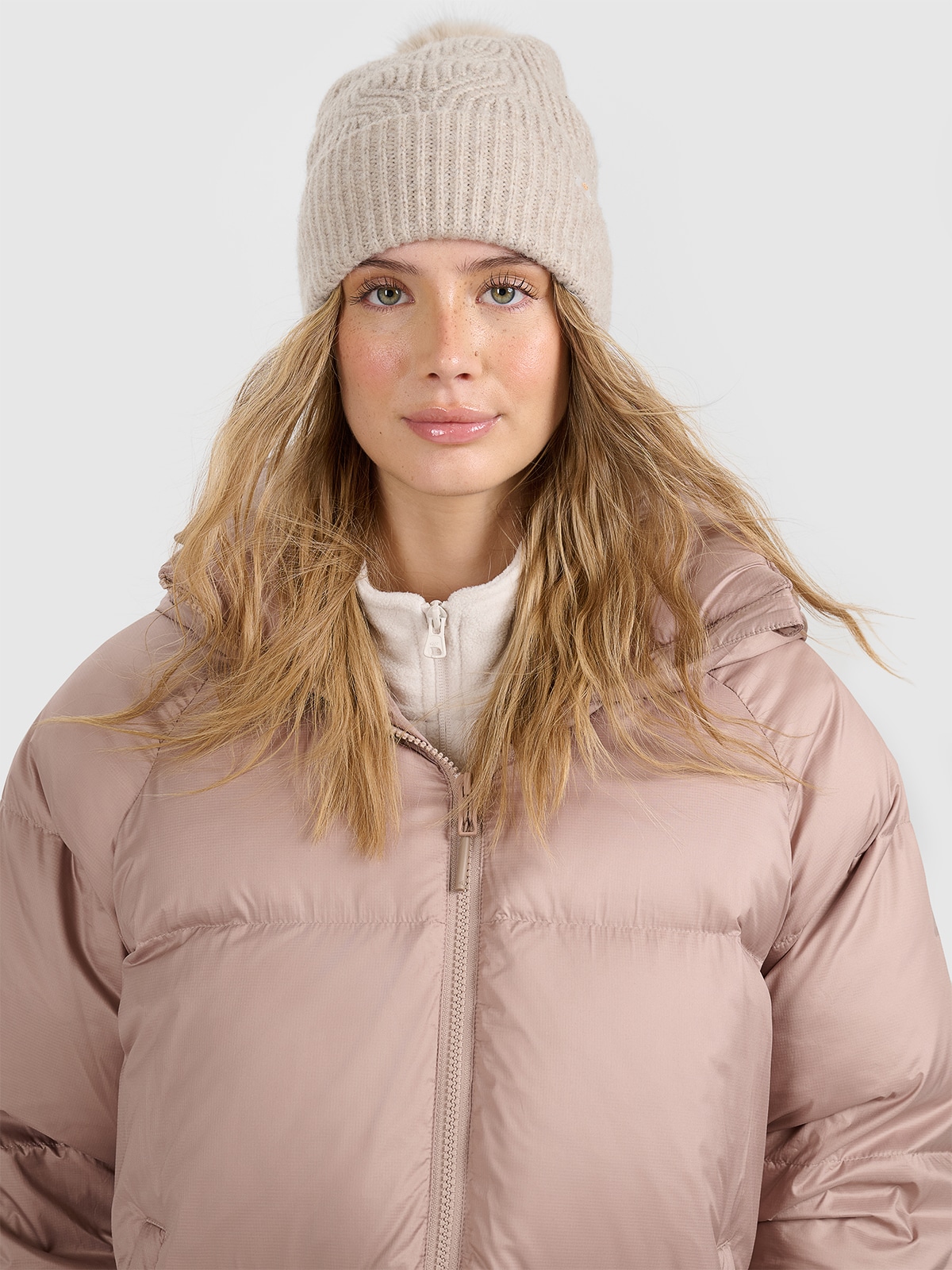 4F Czapka zimowa z pomponem damska - beżowa S