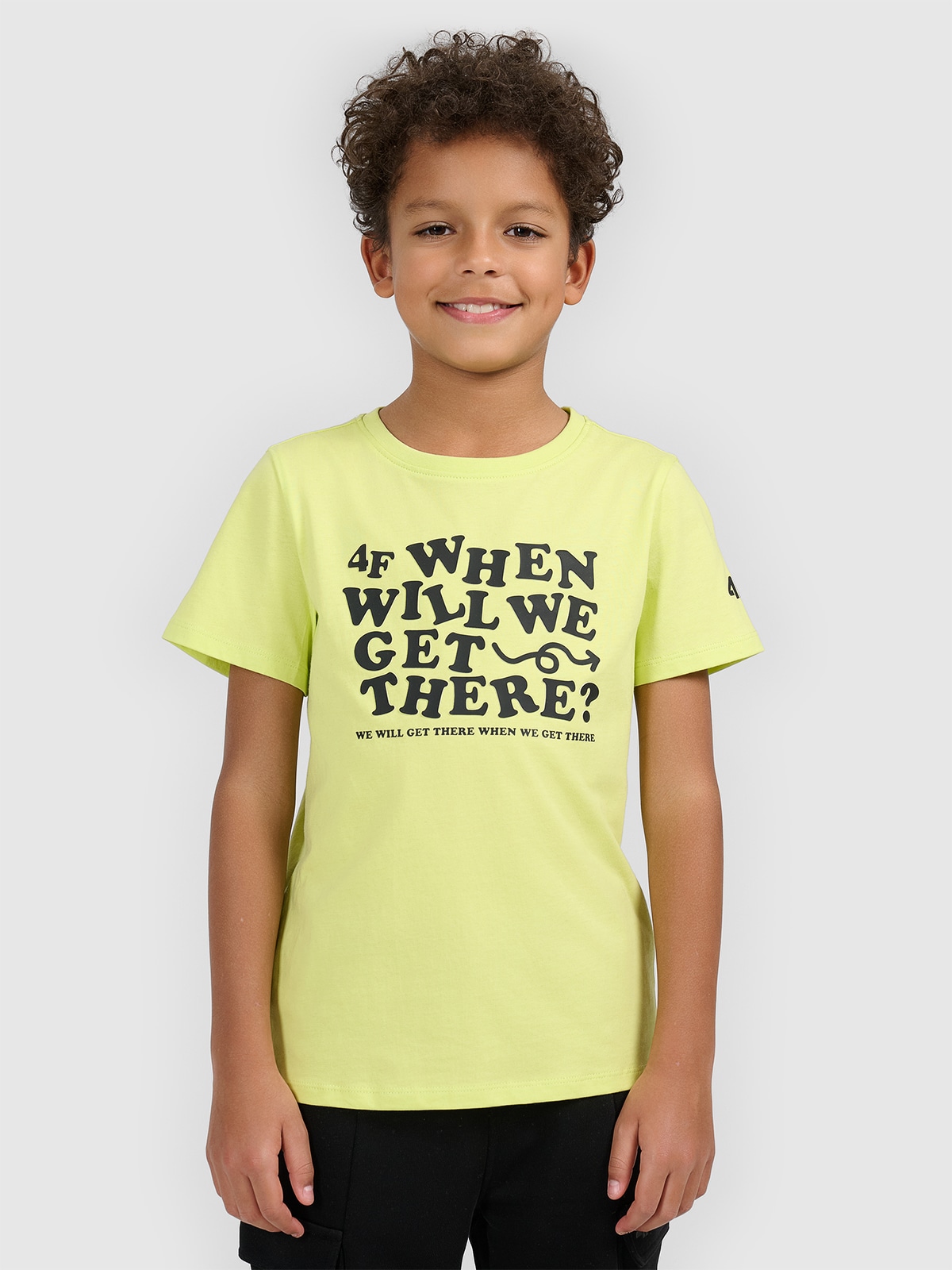 4F T-shirt regular z nadrukiem chłopięcy - żółty 164 (13-14 lat)