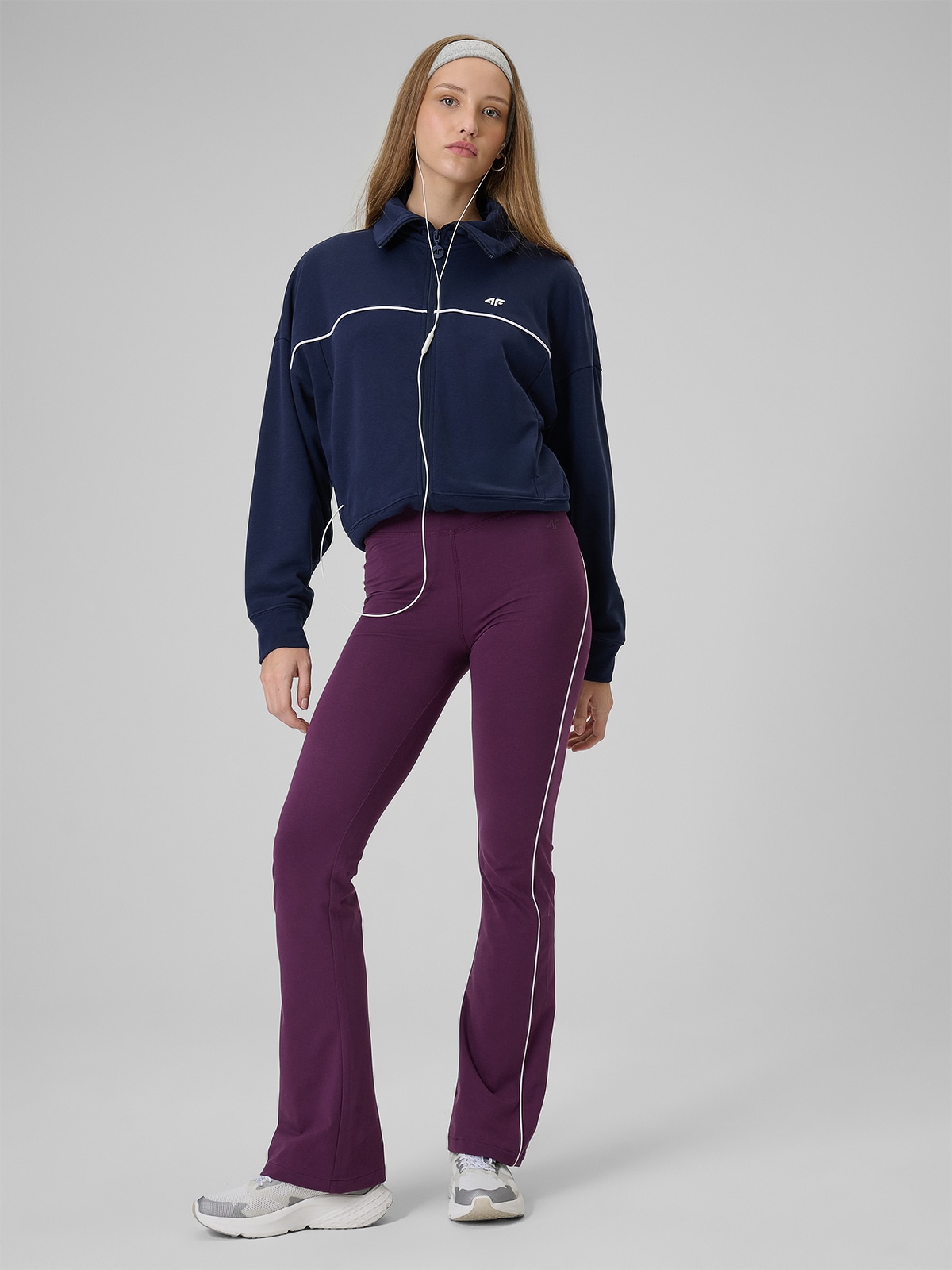 4F Legginsy z rozszerzanymi nogawkami damskie - burgundowe XS