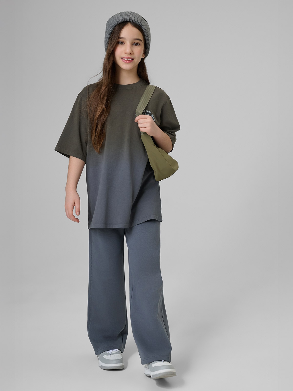 4F Spodnie dresowe z szerokimi nogawkami dziewczęce - szare 164 (13-14 lat)