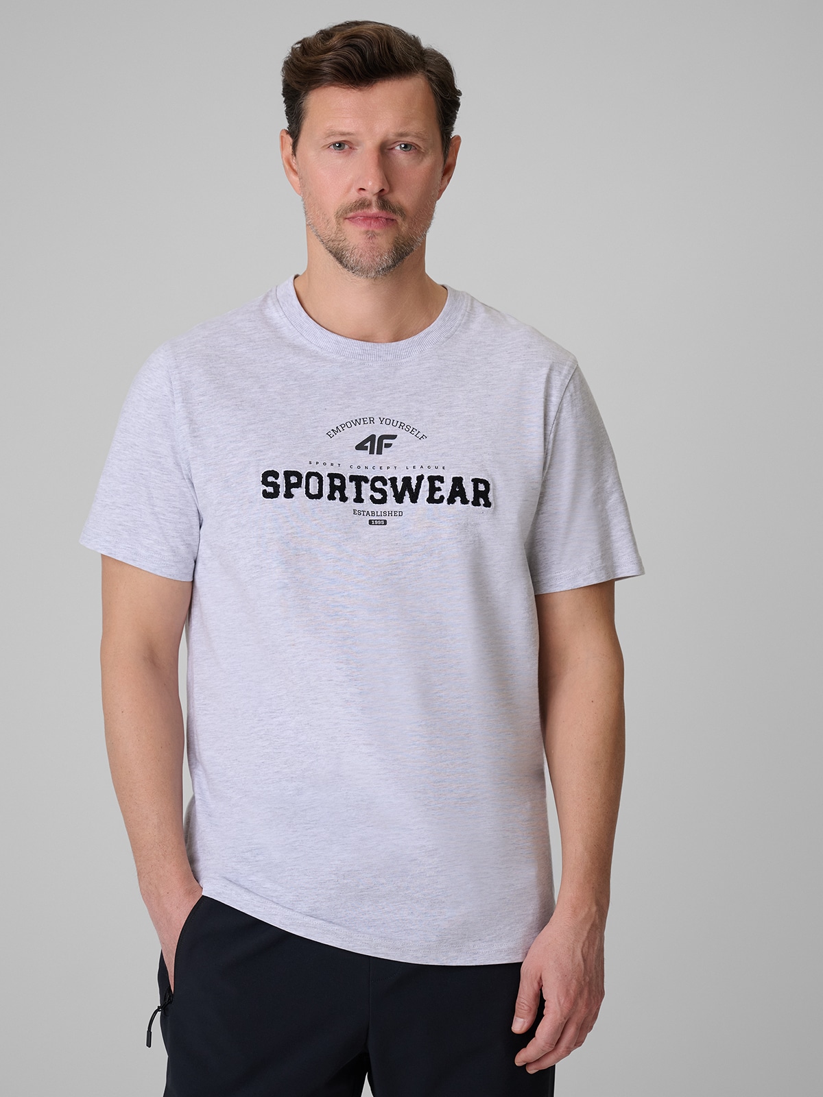 4F T-shirt regular z nadrukiem męski - szary XXL