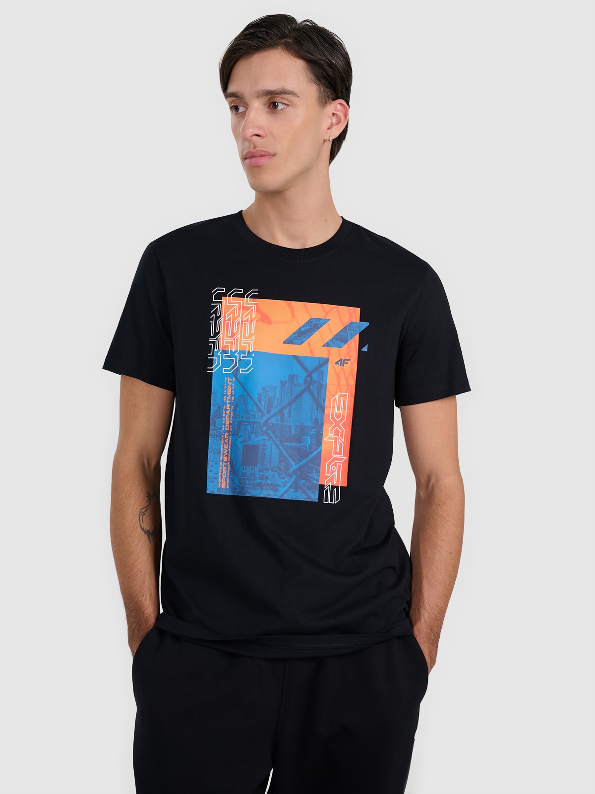 4F T-shirt regular z nadrukiem męski - czarny L
