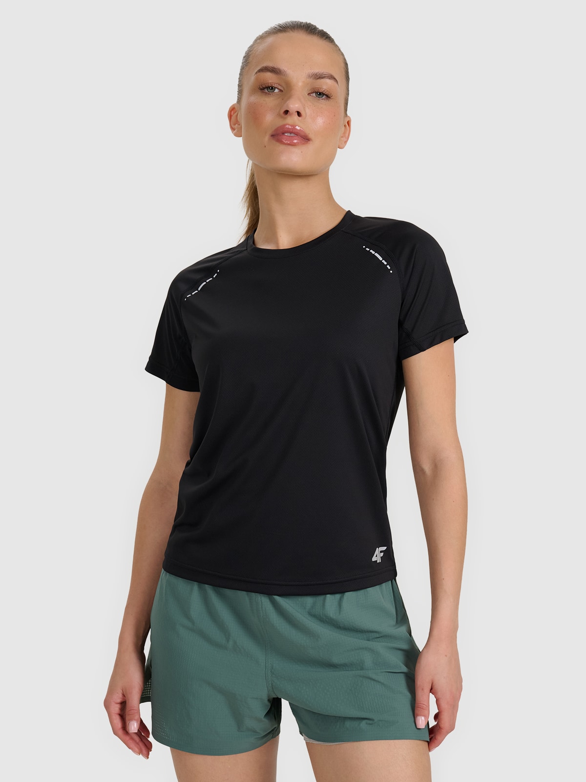 4F Koszulka do biegania w terenie szybkoschnąca damska - czarna L