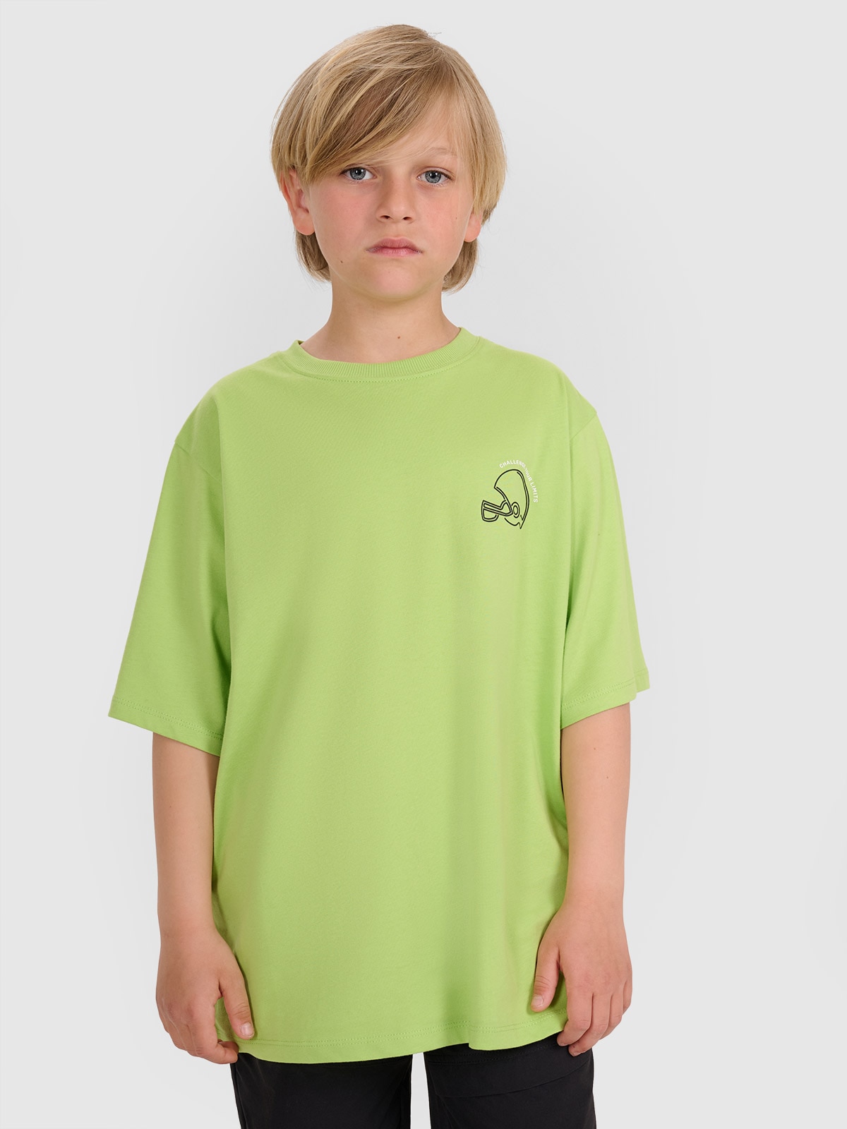 4F T-shirt oversize z nadrukiem chłopięcy - zielony 122 (6-7 lat)