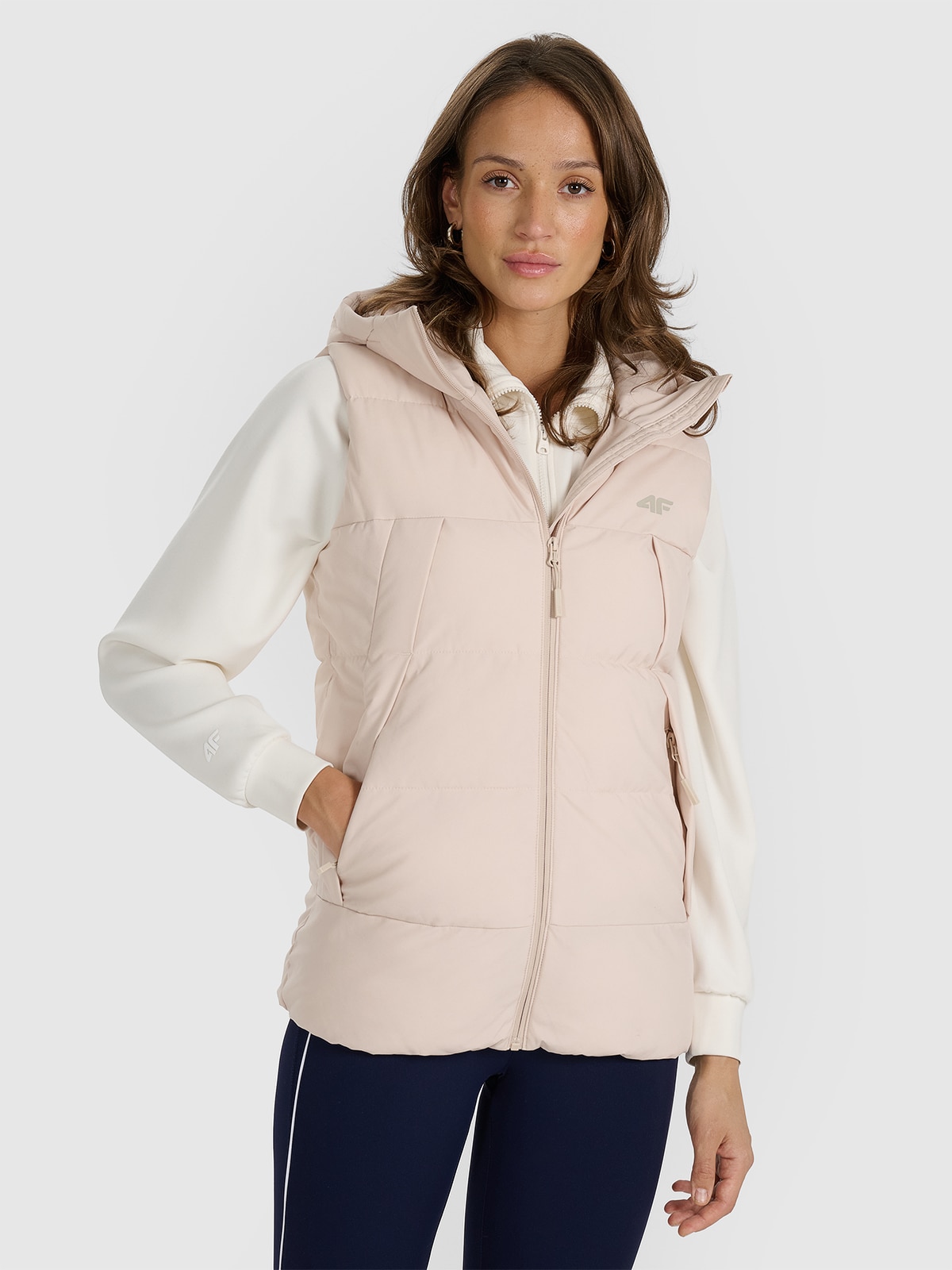 4F Bezrękawnik puchowy z wypełnieniem syntetycznym damski - beżowy L