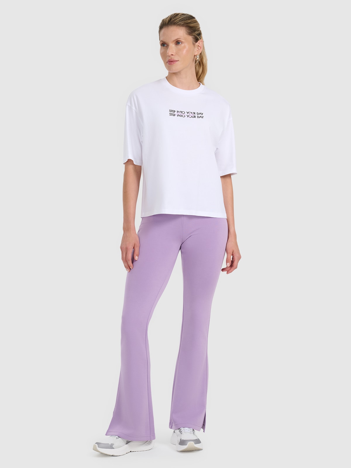 4F Legginsy z rozszerzanymi nogawkami damskie - fioletowe L