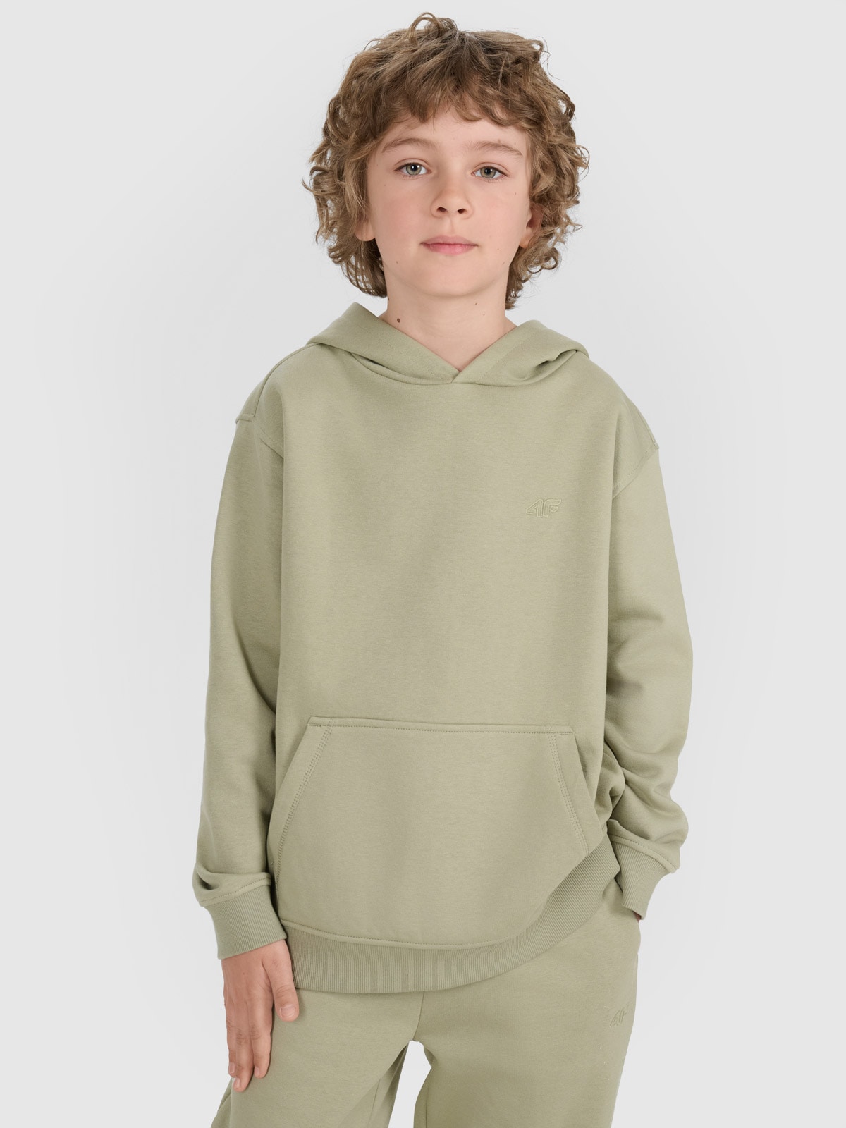 4F Bluza dresowa nierozpinana z kapturem chłopięca - zielona 122 (6-7 lat)