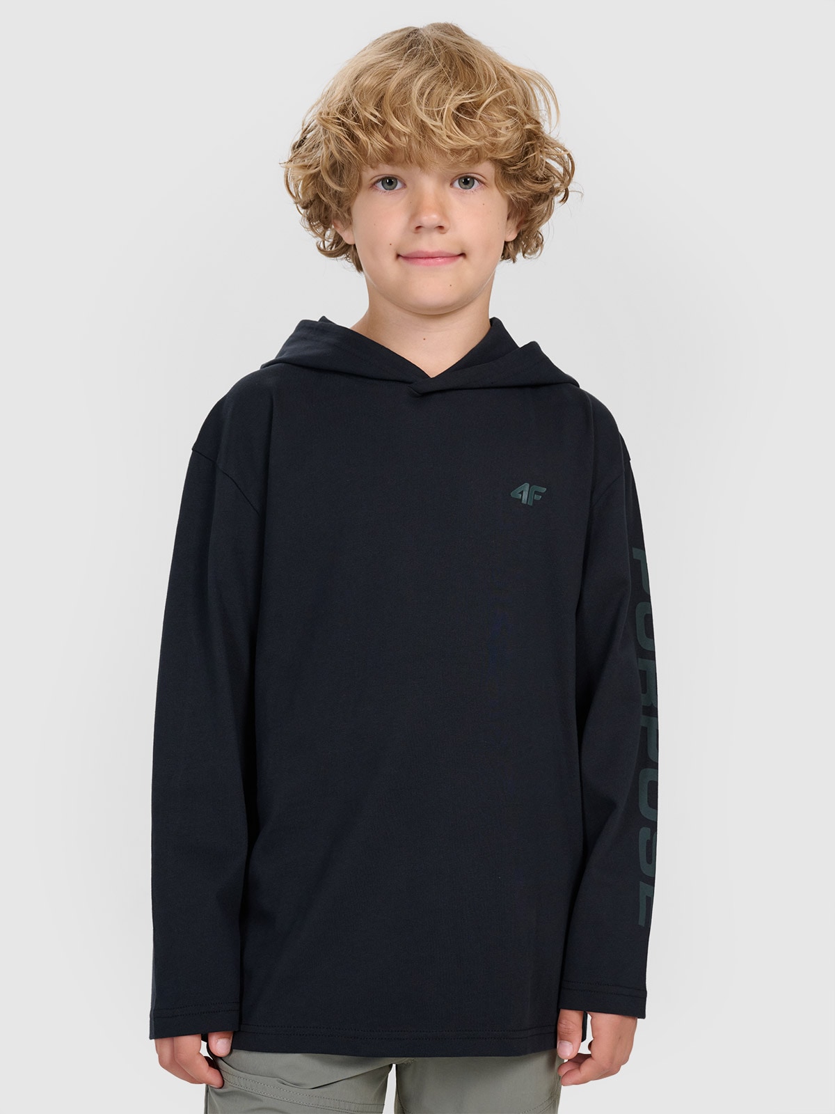 4F Longsleeve regular z nadrukiem chłopięcy - czarny 122 (6-7 lat)