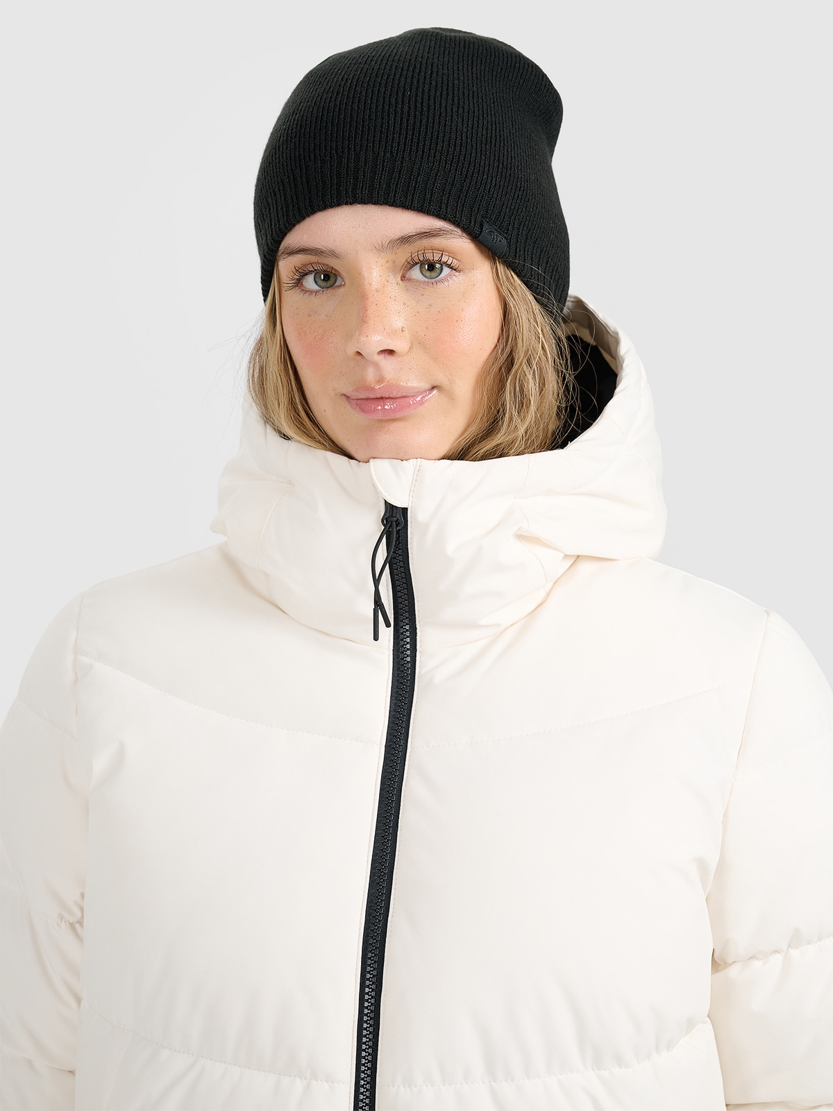 4F Czapka zimowa uniseks - czarna Uniwersalny