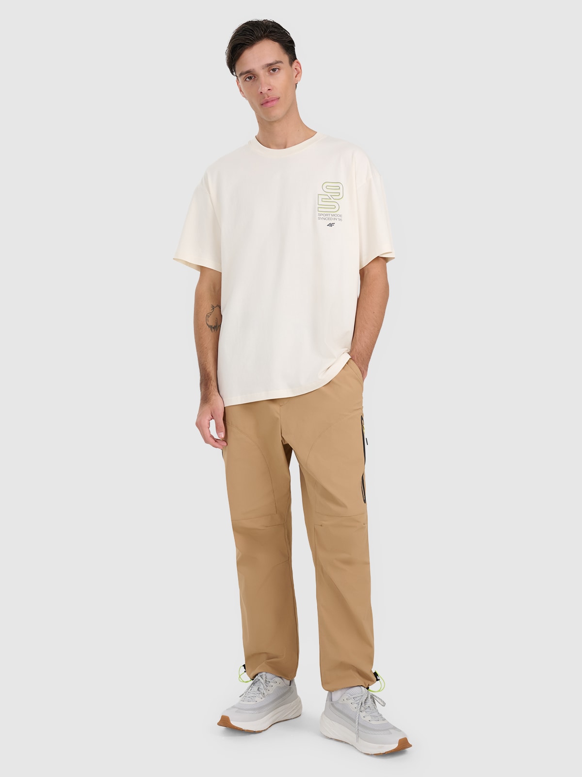 4F Spodnie casual męskie - beżowe L