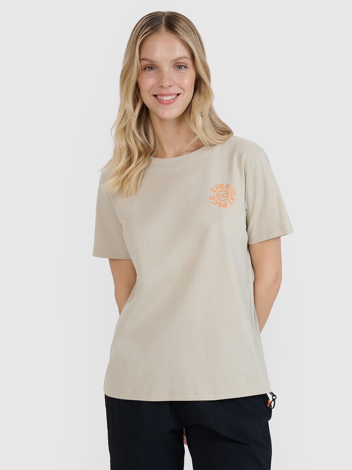 4F T-shirt oversize z nadrukiem damski - beżowy S