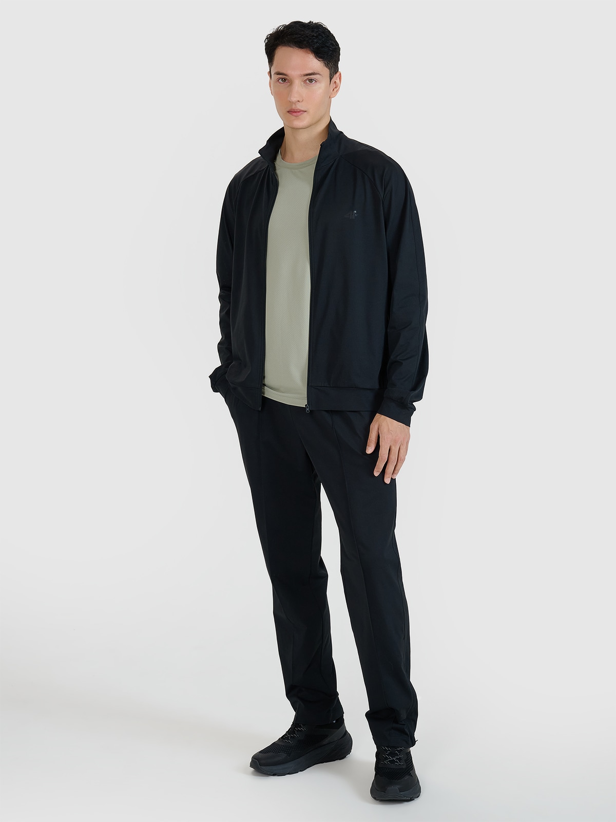 4F Spodnie treningowe szybkoschnące męskie - czarne L